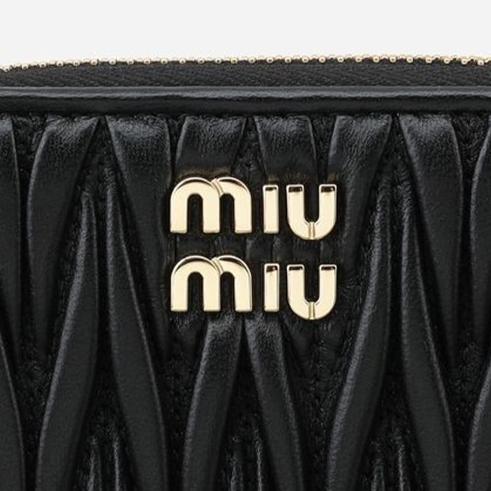 당일배송미우미우 여성 마테라쎄 나파 가죽 동전 지갑 블랙 5MM268 AFPP F0002