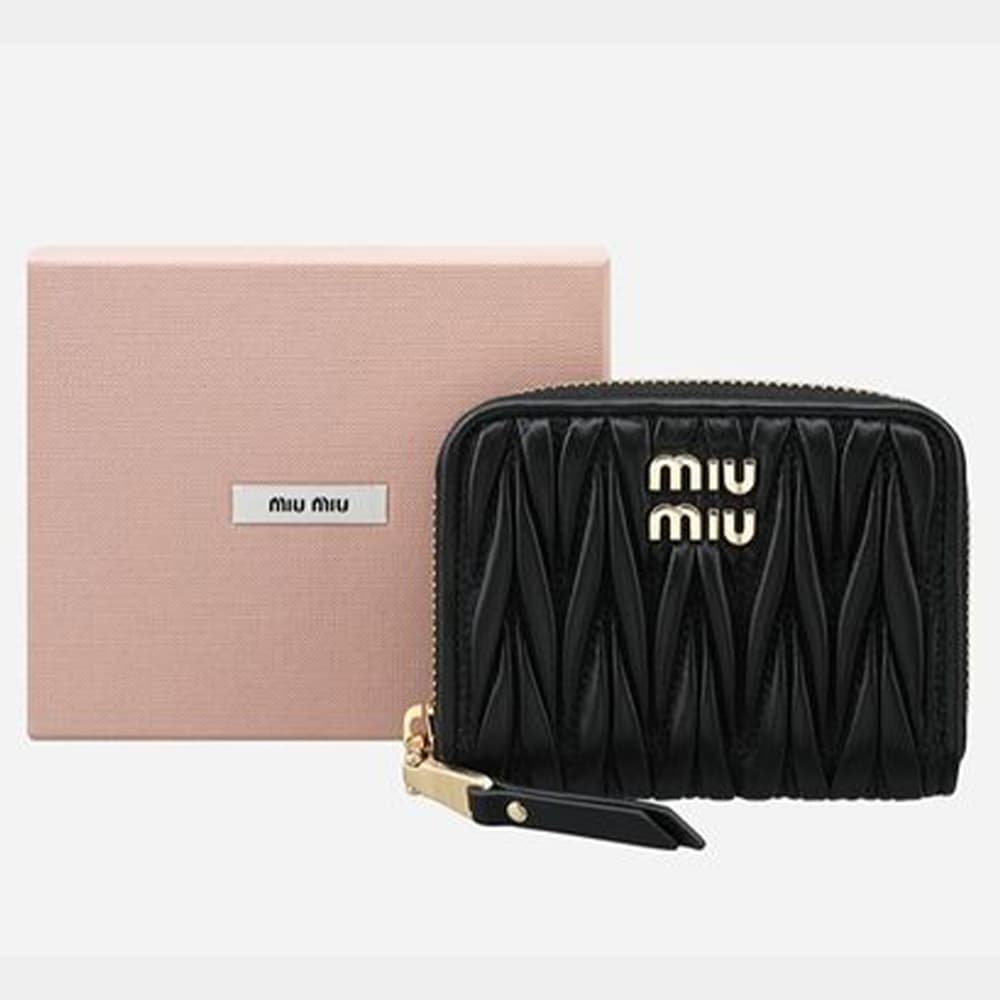 당일배송미우미우 여성 마테라쎄 나파 가죽 동전 지갑 블랙 5MM268 AFPP F0002