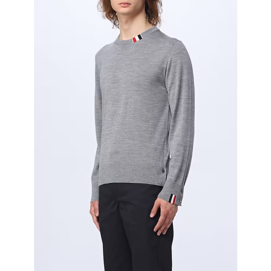 톰브라운 남성 스트라이프 릴렉스드 파인 울 니트 티셔츠 (라이트그레이) MKA474A Y1014 055