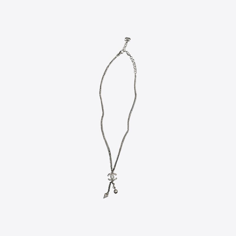 샤넬 코코 CC로고 크리스탈 펄 펜던트 넥클리스 (실버) ABF021 B19284 NADFL